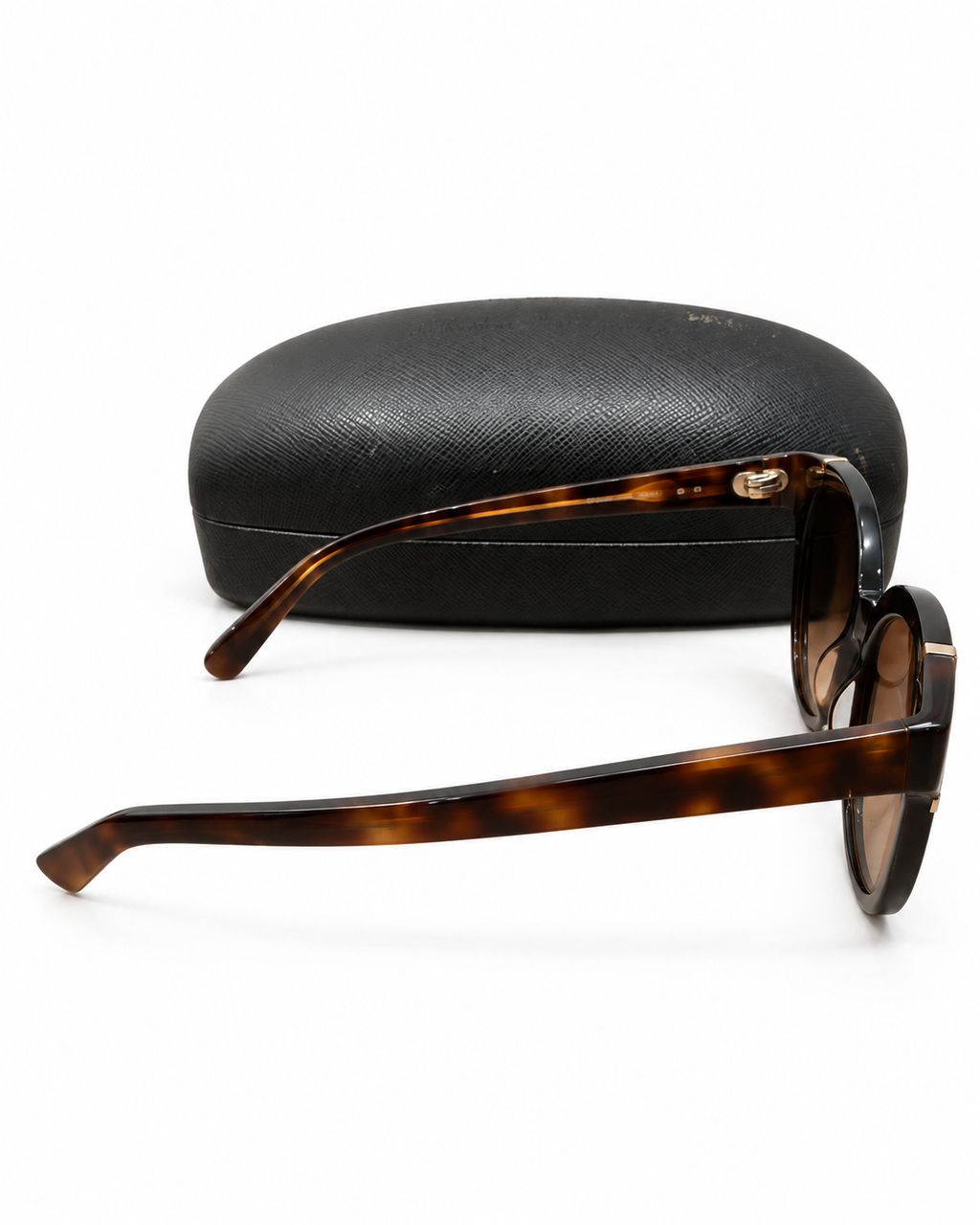 Salvatore Ferragamo Cat-Eye Sunglasses – Dark Tortoise/Brown Gradient